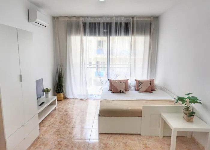 Cbn Apartmanhotel 3*